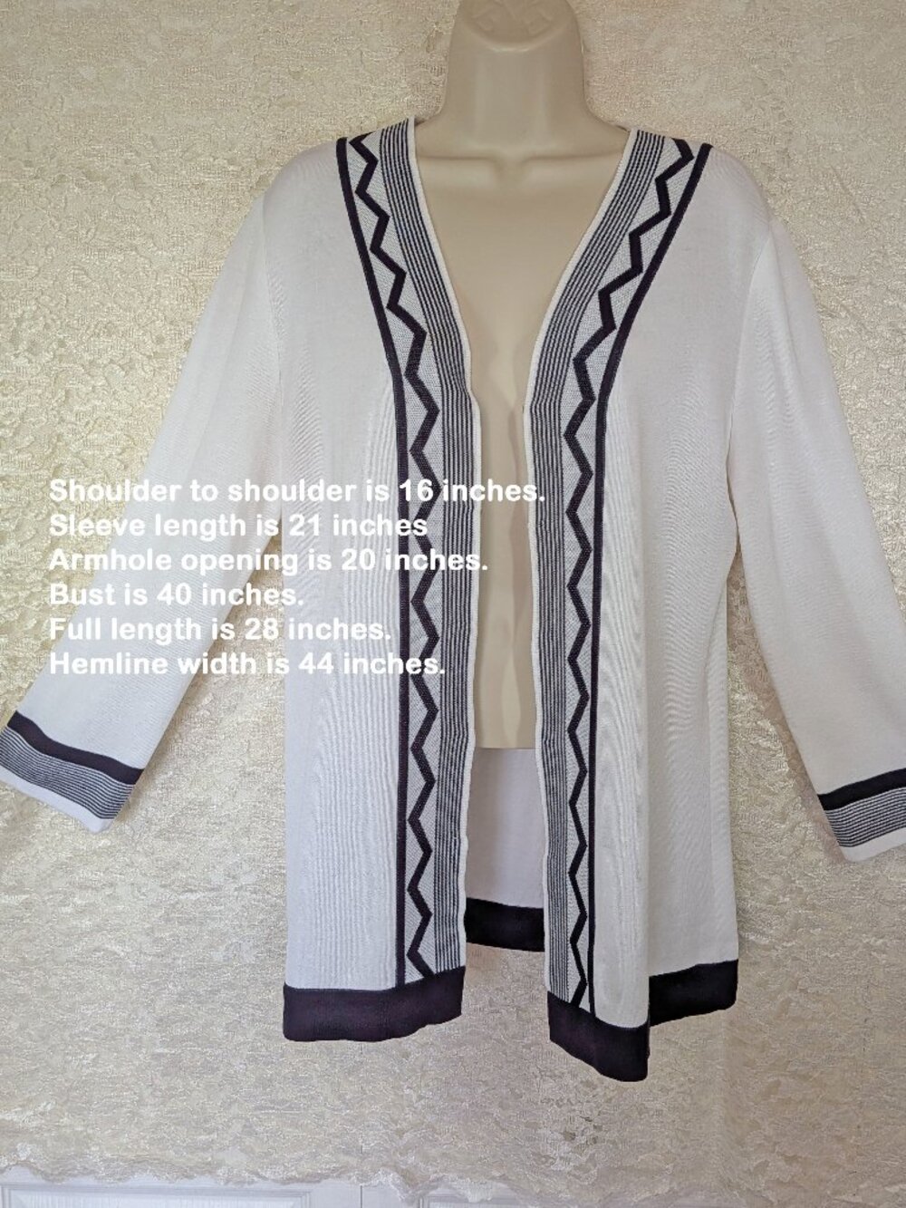 40" bust MISOOK knit blazer, White, Black striped trim, V neck, Hidden hooks - Picture 6 of 16